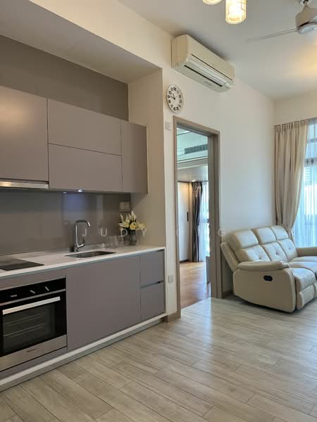 J Gateway, 2 Gateway Drive, 2 Bedrooms, 678 sqft, Condominium For Rent, by Judy Ong, 20818000 - PropertyGuru.com.sg