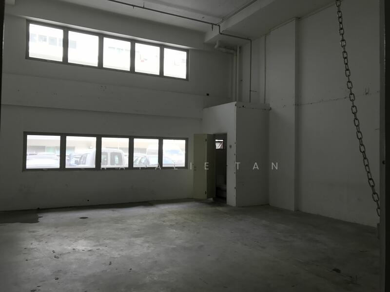 Pioneer Point, 5 Soon Lee Street, 958 sqft, Factory / Workshop (B2) For Sale, by Natalie Tan, 20821297 - CommercialGuru.com.sg