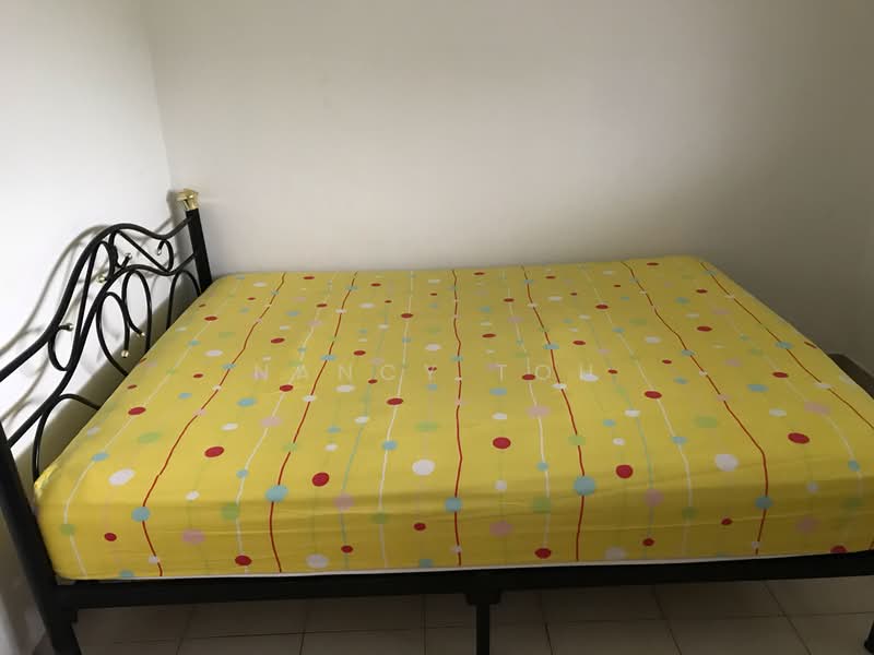 225 Bukit Batok Central, 225 Bukit Batok Central, 2 Bedrooms, 721 sqft, HDB Flat For Rent, by Chantelle Toh, 20822799 - PropertyGuru.com.sg