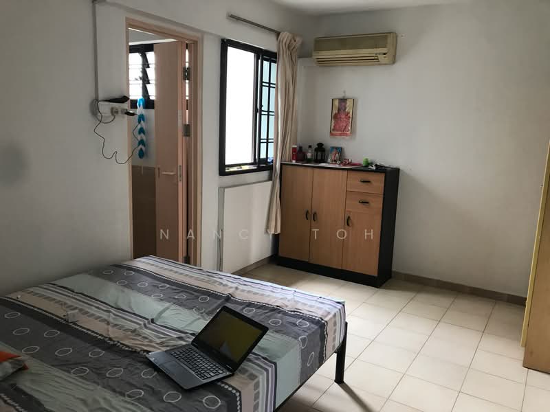 225 Bukit Batok Central, 225 Bukit Batok Central, 2 Bedrooms, 721 sqft, HDB Flat For Rent, by Chantelle Toh, 20822799 - PropertyGuru.com.sg