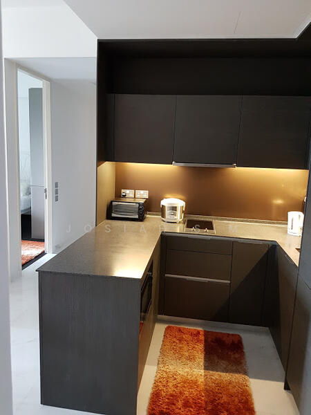 DUO Residences, 1 Fraser Street, Beach Road / Bugis / Rochor, 2 Bedrooms, 970 sqft, Apartment For Rent, by Josiah Sim, 20826451 - Fully Equipped Spacious Kitchen Top - PropertyGuru.com.sg