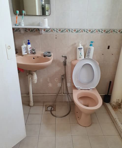 637 Jurong West Street 61, 637 Jurong West Street 61, 3 Bedrooms, 1,184 sqft, HDB Flat For Rent, by Alec Zhu  朱傲寒, 20826691 - PropertyGuru.com.sg