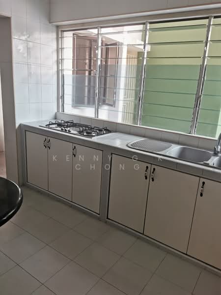 Pine Grove, 1A Pine Grove, 3 Bedrooms, 1,700 sqft, Condominium For Rent, by Kenny G K Chong, 20827571 - PropertyGuru.com.sg