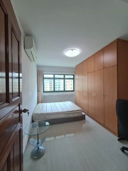 686B Woodlands Drive 73, 686B Woodlands Drive 73, 3 Bedrooms, 1,185 sqft, HDB Flat For Rent, by Heng Heng, 20828394 - 1st Common bedroom - PropertyGuru.com.sg