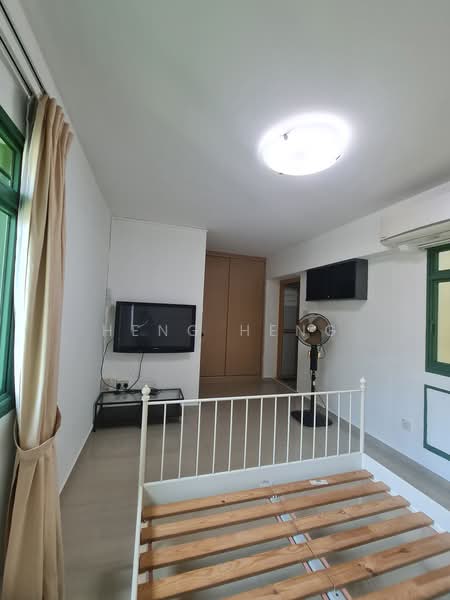 686B Woodlands Drive 73, 686B Woodlands Drive 73, 3 Bedrooms, 1,185 sqft, HDB Flat For Rent, by Heng Heng, 20828394 - Master bedroom - PropertyGuru.com.sg