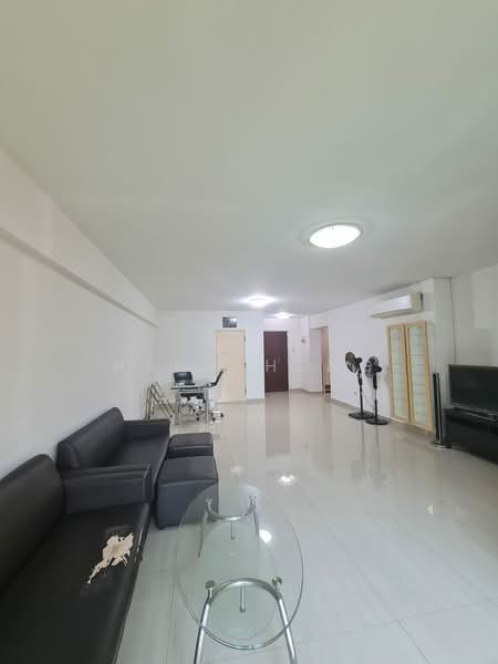 686B Woodlands Drive 73, 686B Woodlands Drive 73, 3 Bedrooms, 1,185 sqft, HDB Flat For Rent, by Heng Heng, 20828394 - Living Hall - PropertyGuru.com.sg