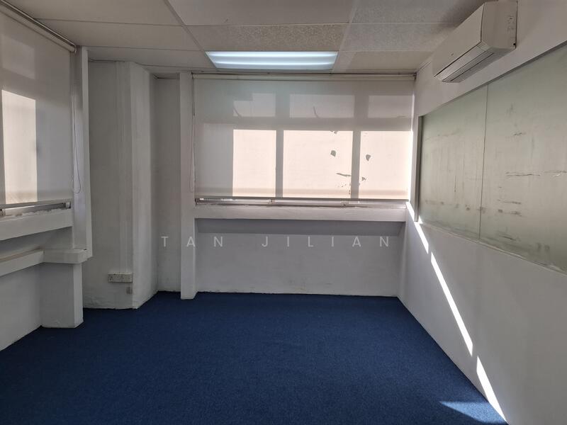 Valiant Industrial Building, 30 Kallang Pudding Road, Macpherson / Potong Pasir, 200 sqft, Light Industrial (B1) For Rent, by Tan Jilian, 20828736 - wide windows - CommercialGuru.com.sg