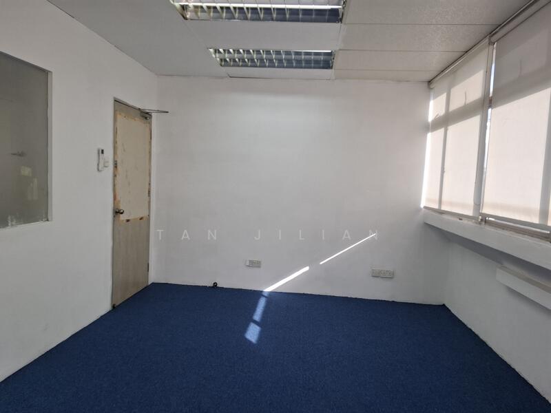 Valiant Industrial Building, 30 Kallang Pudding Road, Macpherson / Potong Pasir, 200 sqft, Light Industrial (B1) For Rent, by Tan Jilian, 20828736 - Own office door - CommercialGuru.com.sg