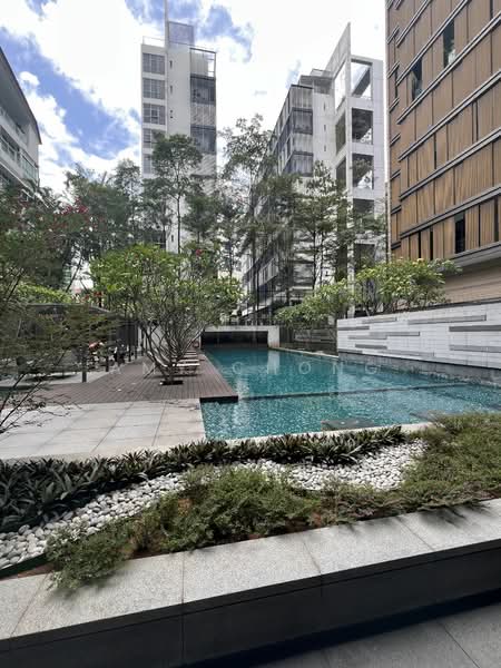 For Rent - Lloyd SixtyFive