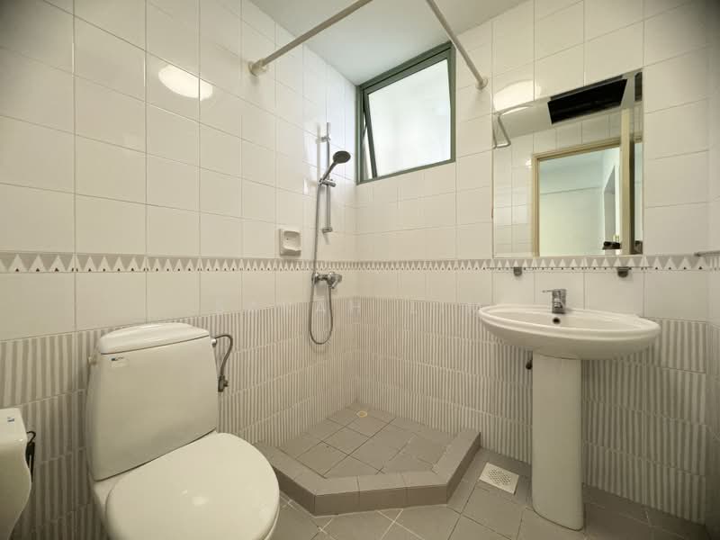 Tiara, 1 Kim Seng Walk, 2 Bedrooms, 900 sqft, Apartment For Rent, by Sarah Lim, 20830828 - PropertyGuru.com.sg