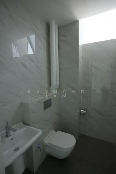Novelty BizCentre, 18 Howard Road, 1,195 sqft, Light Industrial (B1) For Rent, by Raymond Lam, 20830996 - CommercialGuru.com.sg