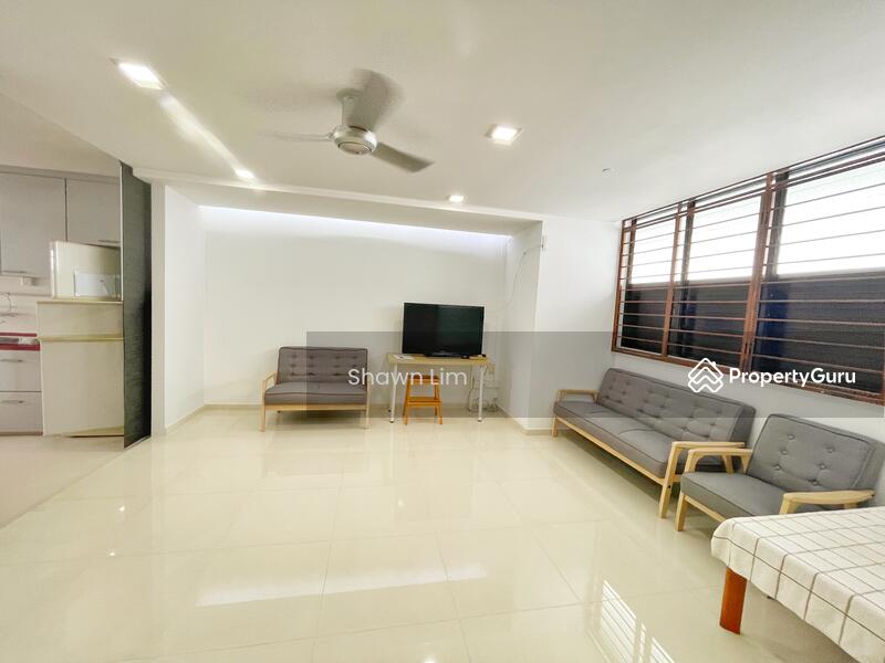 For Rent - 327 Ubi Avenue 1