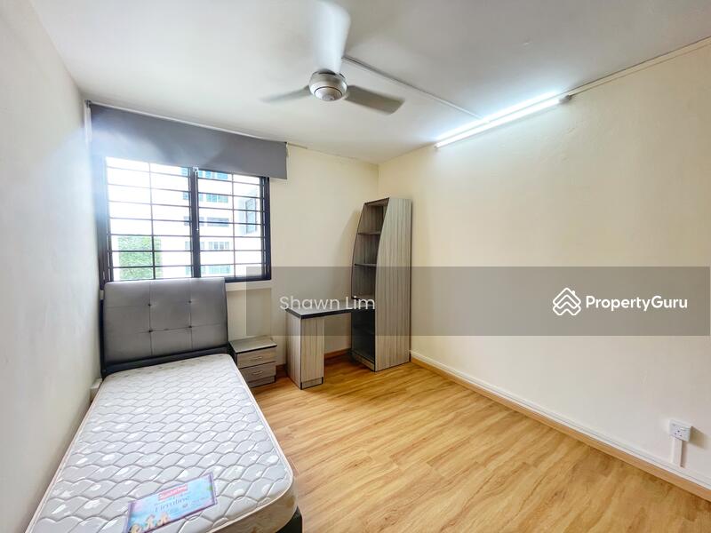 For Rent - 327 Ubi Avenue 1