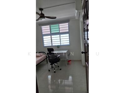 For Rent - 242 Serangoon Avenue 3