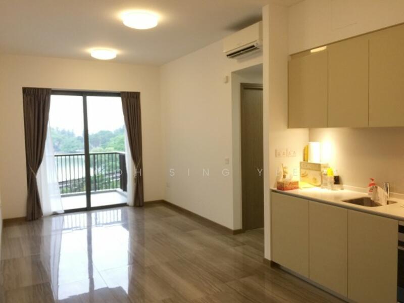 Lakeville, 11 Jurong Lake Link, 2 Bedrooms, 764 sqft, Condominium For Rent, by Goh Sing Yee, 20838699 - Spacious and bright living room with good sized balcony. - PropertyGuru.com.sg