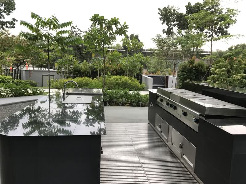 Lakeville, 1 Jurong Lake Link, 2 Bedrooms, 721 sqft, Condominium For Rent, by Kenny Tan, 20839555 - PropertyGuru.com.sg