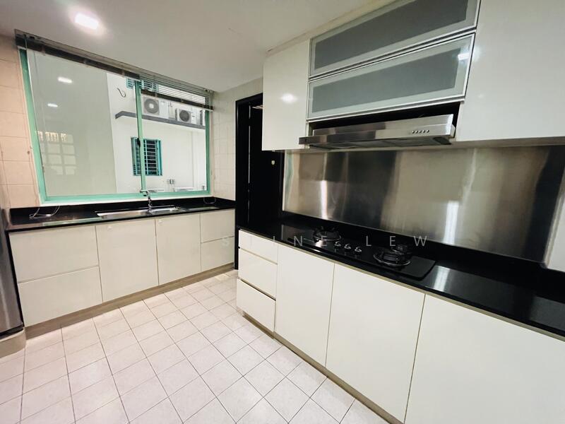 Hazel Park Condo, 25 Hazel Park Condo, 3 Bedrooms, 1,335 sqft, Condominium For Rent, by Christine Lew, 20842677 - PropertyGuru.com.sg