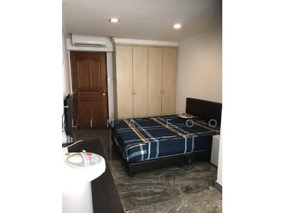 For Rent - SIxth Avenue