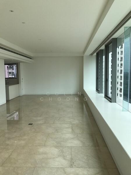 living / dining without furniture