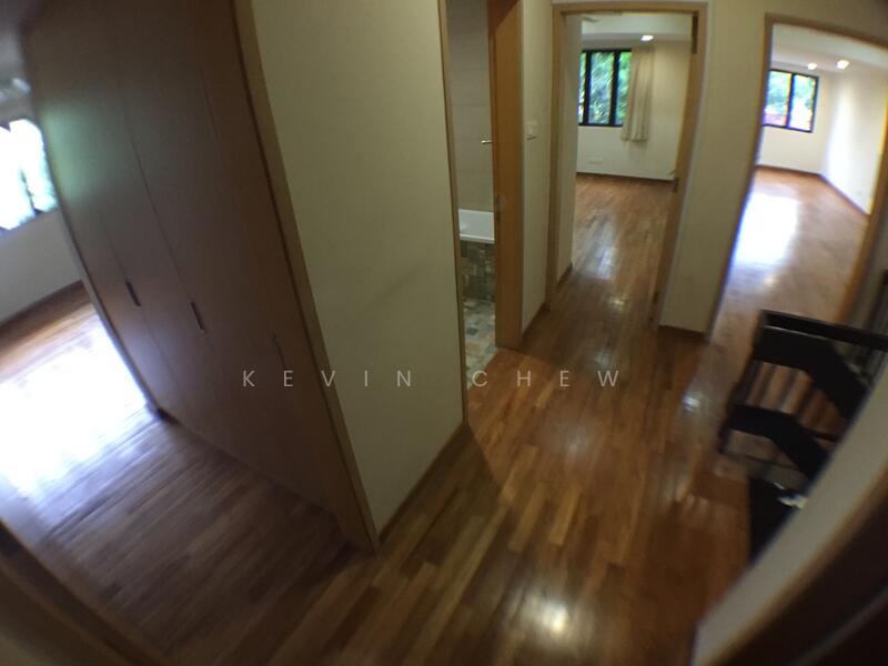 Level 2 walkway - Old photo b4 tenant move in.