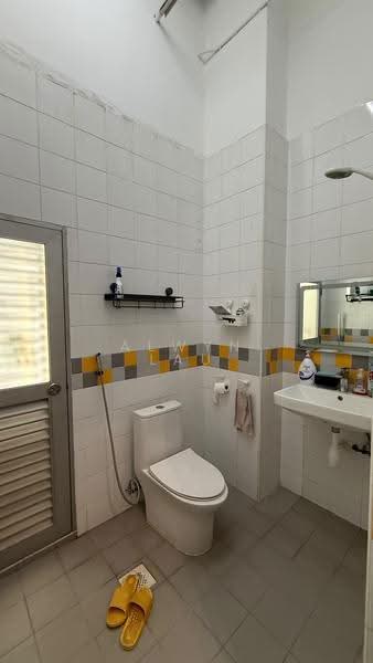 Unity Centre, 51 Bukit Batok Crescent, Dairy Farm / Bukit Panjang / Choa Chu Kang, 1,400 sqft, Light Industrial (B1) For Rent, by Alwyn Lau, 20846513 - CommercialGuru.com.sg