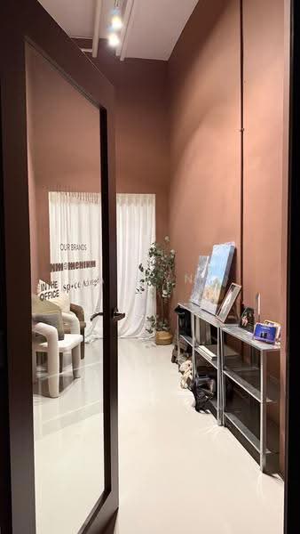 Unity Centre, 51 Bukit Batok Crescent, Dairy Farm / Bukit Panjang / Choa Chu Kang, 1,400 sqft, Light Industrial (B1) For Rent, by Alwyn Lau, 20846513 - CommercialGuru.com.sg