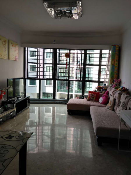 Bright and Cozy living room