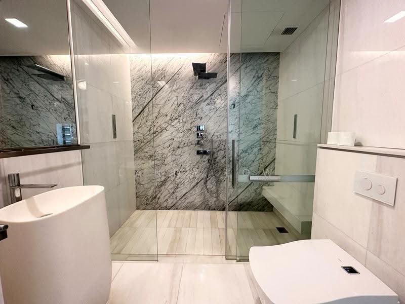 The Scotts Tower, 38 Scotts Road, Orchard / River Valley, 1 Bedroom, 646 sqft, Condominium For Rent, by Landy Low, 20852685 - Bathroom - PropertyGuru.com.sg