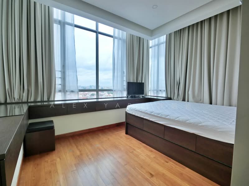 Moda, 42 East Coast Road, 2 Bedrooms, 980 sqft, Apartment For Rent, by Alex Yap 叶国祯, 20855010 - Master Bedroom - PropertyGuru.com.sg