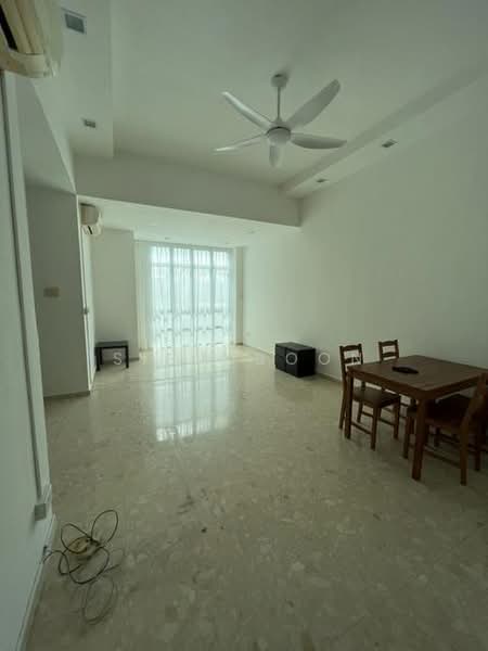 Tanglin Regency, 381 Tanglin Road, 2 Bedrooms, 850 sqft, Condominium For Rent, by Siew Boon, 20855704 - PropertyGuru.com.sg
