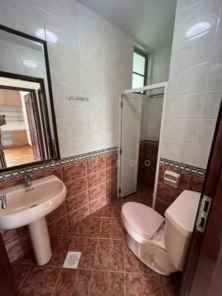 Tanglin Regency, 381 Tanglin Road, 2 Bedrooms, 850 sqft, Condominium For Rent, by Siew Boon, 20855704 - PropertyGuru.com.sg