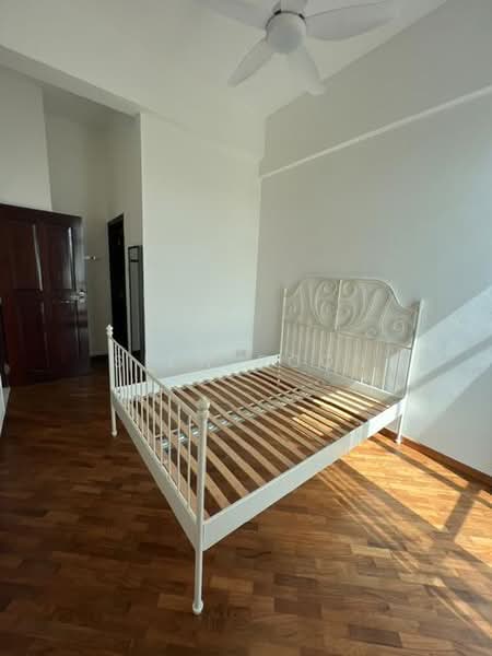 Tanglin Regency, 381 Tanglin Road, 2 Bedrooms, 850 sqft, Condominium For Rent, by Siew Boon, 20855704 - PropertyGuru.com.sg