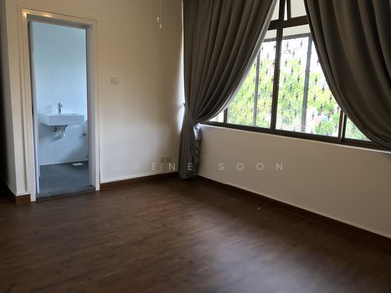 Cashew Park Condo, 50 Cashew Road, 3 Bedrooms, 1,150 sqft, Condominium For Rent, by Eugene Soon, 20855770 - Large Master bedroom - PropertyGuru.com.sg