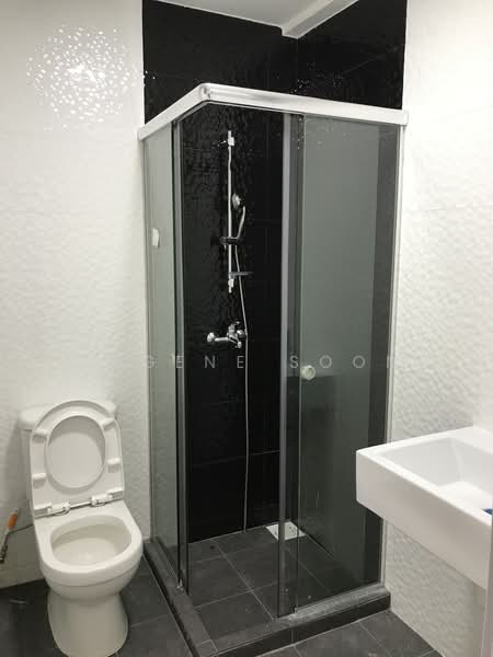Cashew Park Condo, 50 Cashew Road, 3 Bedrooms, 1,150 sqft, Condominium For Rent, by Eugene Soon, 20855770 - New Common Bath - PropertyGuru.com.sg