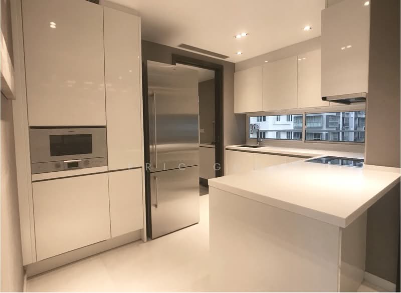 Nathan Suites, 21 Nathan Road, 3 Bedrooms, 1,776 sqft, Condominium For Rent, by Eric Goh, 20856592 - PropertyGuru.com.sg