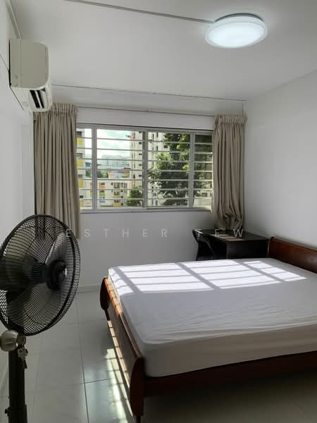 641 Yishun Street 61, 641 Yishun Street 61, 3 Bedrooms, 1,076 sqft, HDB Flat For Rent, by Esther Tew, 20861211 - PropertyGuru.com.sg