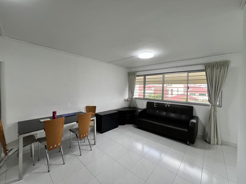 641 Yishun Street 61, 641 Yishun Street 61, 3 Bedrooms, 1,076 sqft, HDB Flat For Rent, by Esther Tew, 20861211 - PropertyGuru.com.sg