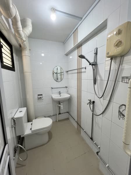 641 Yishun Street 61, 641 Yishun Street 61, 3 Bedrooms, 1,076 sqft, HDB Flat For Rent, by Esther Tew, 20861211 - PropertyGuru.com.sg