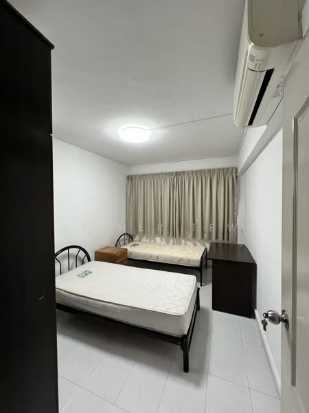 641 Yishun Street 61, 641 Yishun Street 61, 3 Bedrooms, 1,076 sqft, HDB Flat For Rent, by Esther Tew, 20861211 - PropertyGuru.com.sg