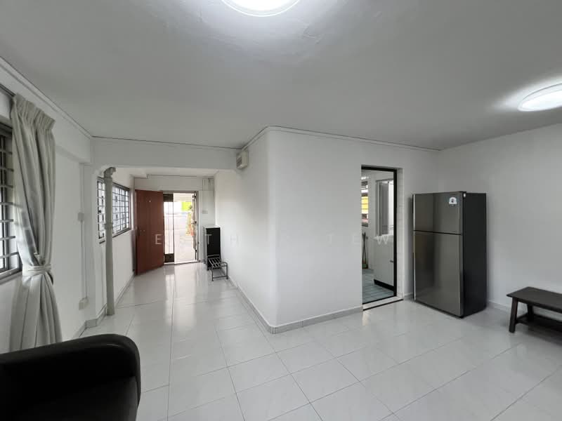 641 Yishun Street 61, 641 Yishun Street 61, 3 Bedrooms, 1,076 sqft, HDB Flat For Rent, by Esther Tew, 20861211 - PropertyGuru.com.sg