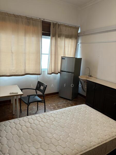 For Rent - Coronation Arcade