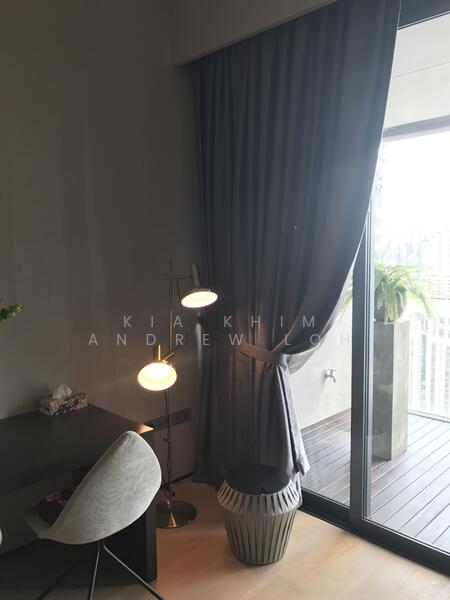 For Rent - OUE Twin Peaks