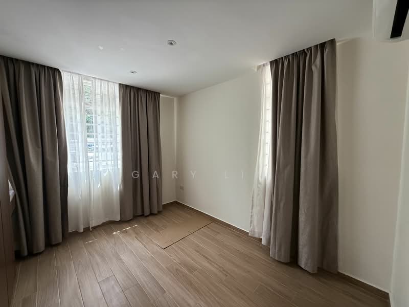 Rainbow Mansion, Grange Rd, 3 Bedrooms, 1,500 sqft, Walk-up Apartment For Rent, by Gary Lim, 20866913 - PropertyGuru.com.sg