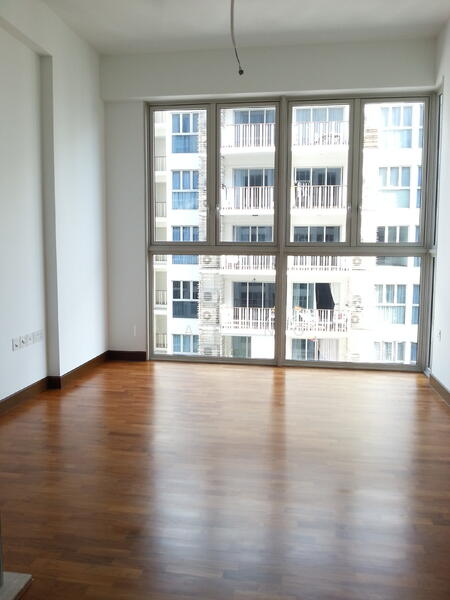 eCO, 213 Bedok South Avenue 3, 3 Bedrooms, 1,044 sqft, Condominium For Rent, by Ivan Ng, 20872573 - Huge Master Room - PropertyGuru.com.sg