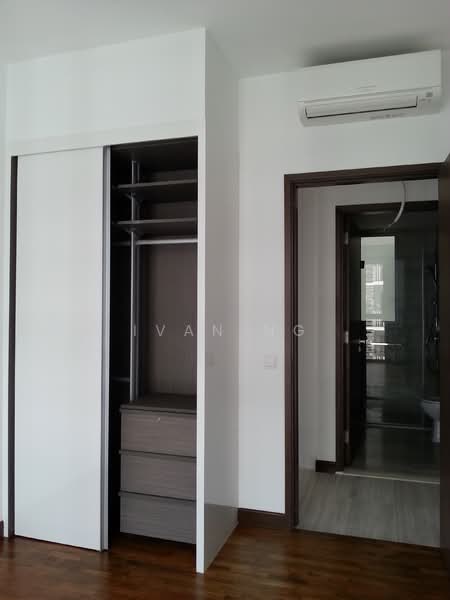 eCO, 213 Bedok South Avenue 3, 3 Bedrooms, 1,044 sqft, Condominium For Rent, by Ivan Ng, 20872573 - Well Maintained Wardrobes and Squarish Rooms - PropertyGuru.com.sg