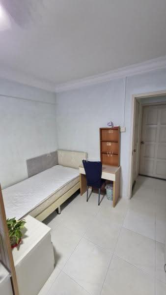 131 Bedok North Avenue 3, 131 Bedok North Avenue 3, Bedok / Upper East Coast, Room Rental, 200 sqft, HDB Flat For Rent, by Andrew Tang, 20874522 - Bedroom - PropertyGuru.com.sg