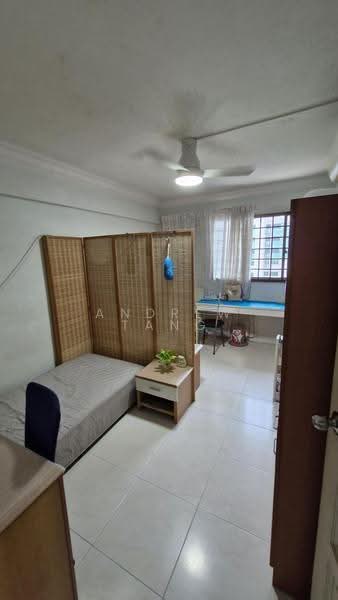 131 Bedok North Avenue 3, 131 Bedok North Avenue 3, Bedok / Upper East Coast, Room Rental, 200 sqft, HDB Flat For Rent, by Andrew Tang, 20874522 - Bedroom - PropertyGuru.com.sg
