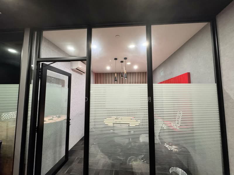 UB. One, 81 Ubi Avenue 4, 1,044 sqft, Light Industrial (B1) For Rent, by Judy Hu 胡艳, 20882334 - CommercialGuru.com.sg
