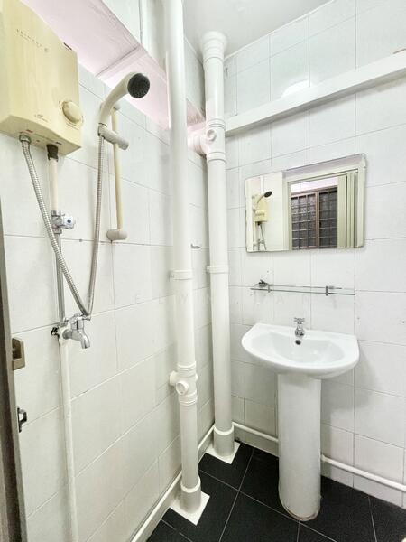 For Rent - 10 Jalan Kukoh