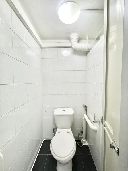 For Rent - 10 Jalan Kukoh